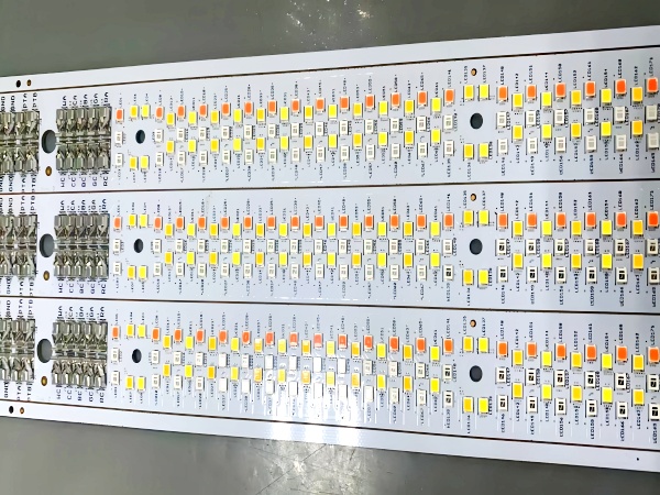 1.2米灯条贴片加工